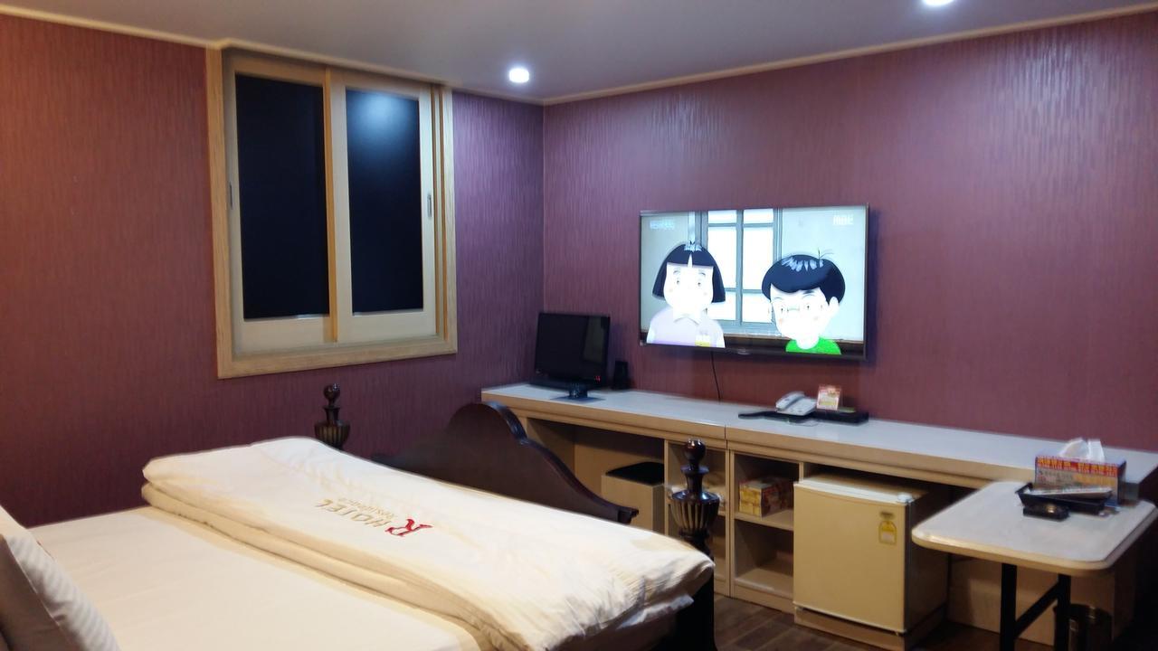 Residence R Hotel Tegu Kültér fotó