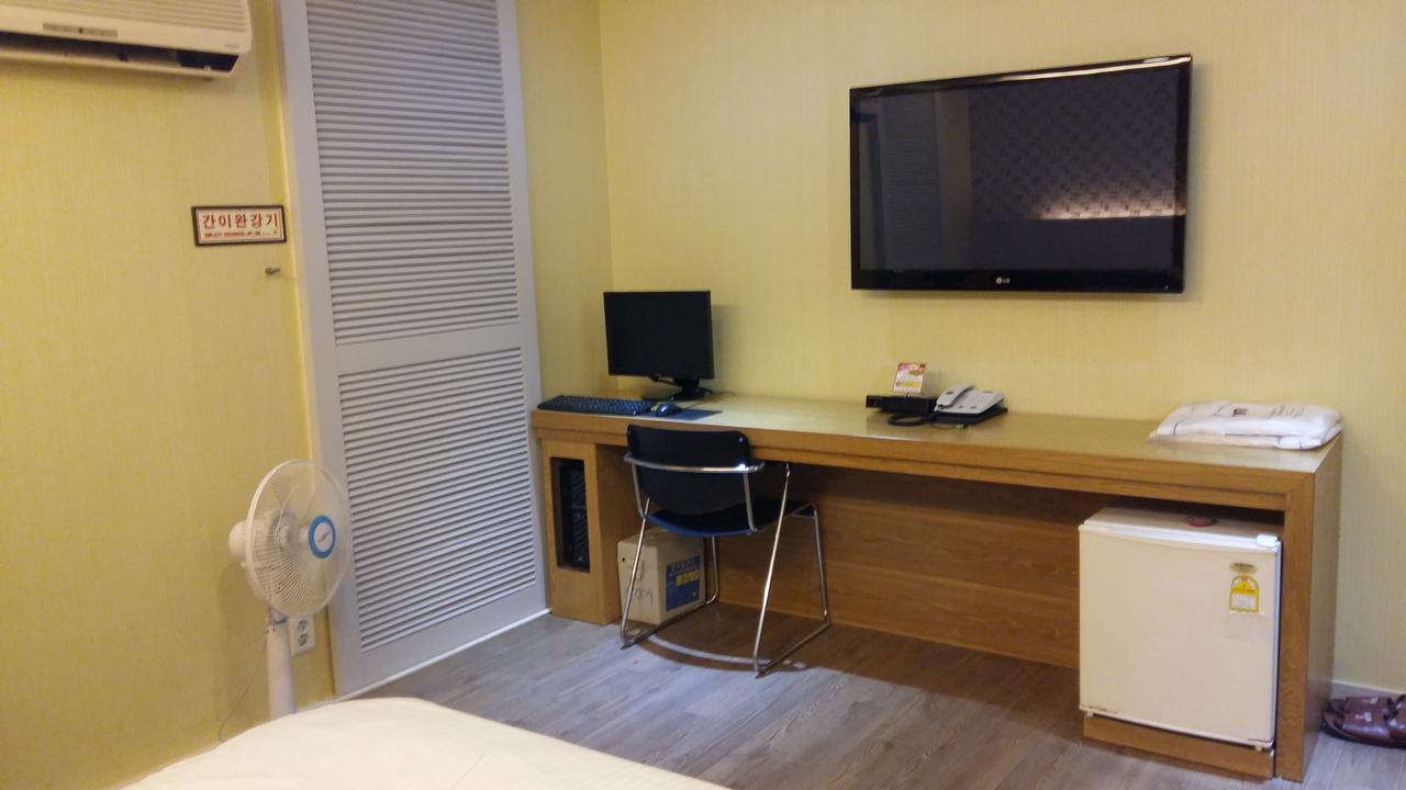 Residence R Hotel Tegu Kültér fotó